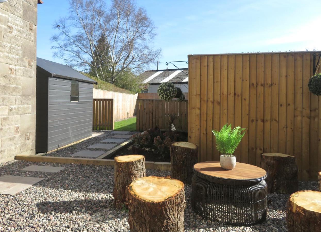 Stylish 3 Bedroom City Retreat パース エクステリア 写真